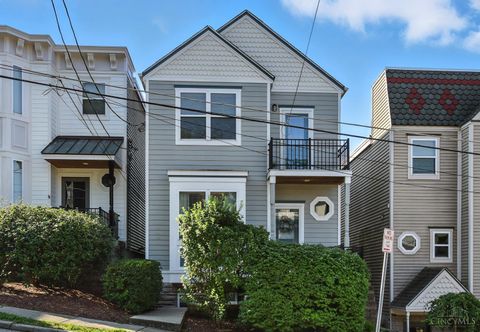 Photo of 420 Strafer Street, Cincinnati, OH 45226 (MLS # 1850127)