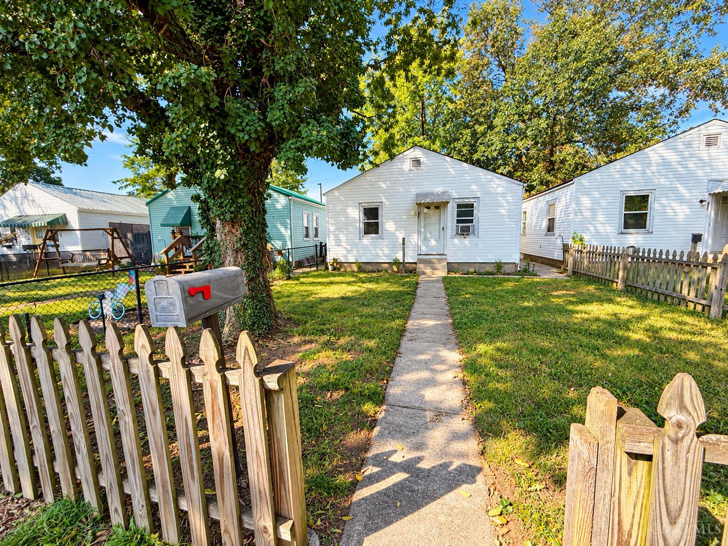 407 Hudson Avenue