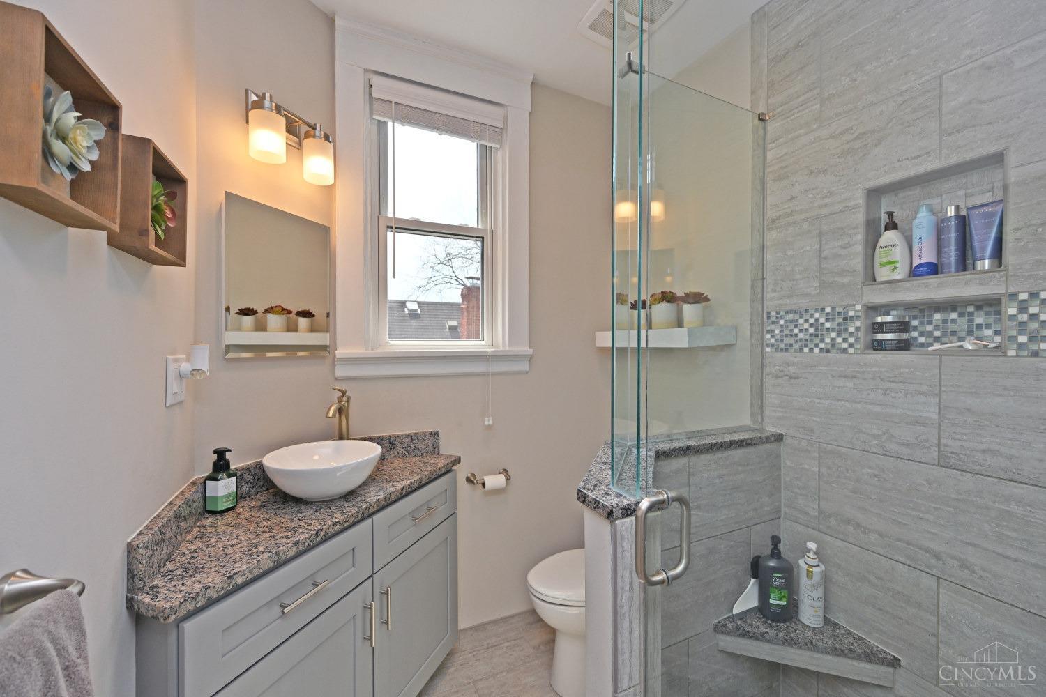 586 Empress Avenue, Cincinnati, Ohio image 20