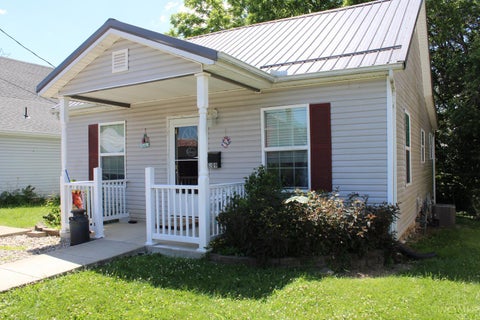 Homes For Sale - 109 Water Street<br/> Hillsboro, OH 45133