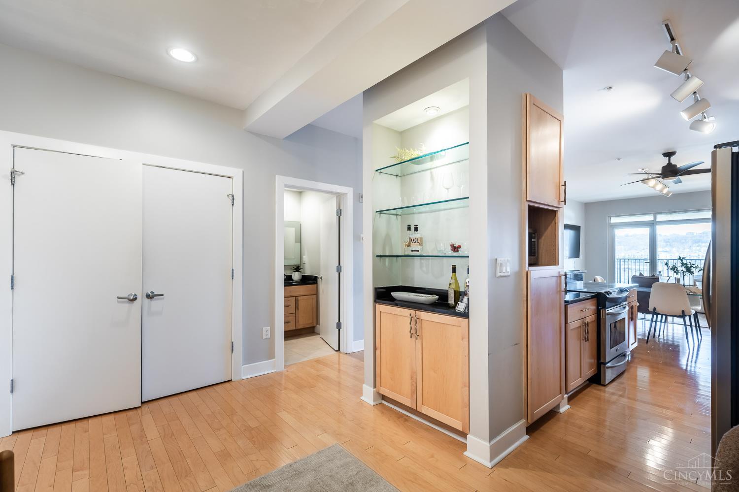 2260 Riverside Drive 405