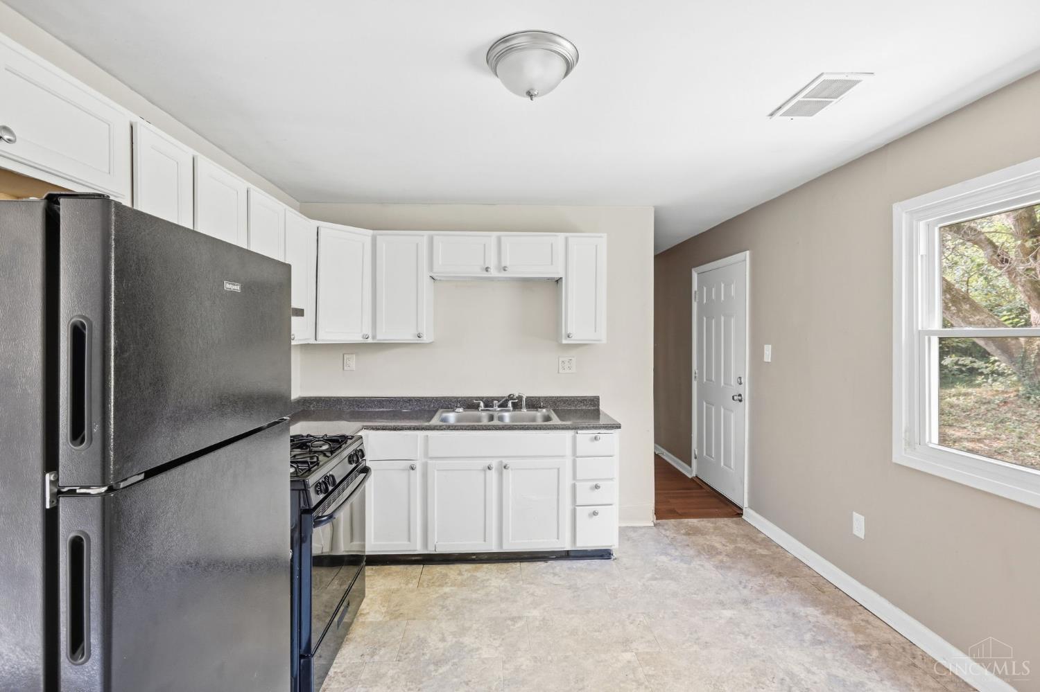 10023 Crusader Drive