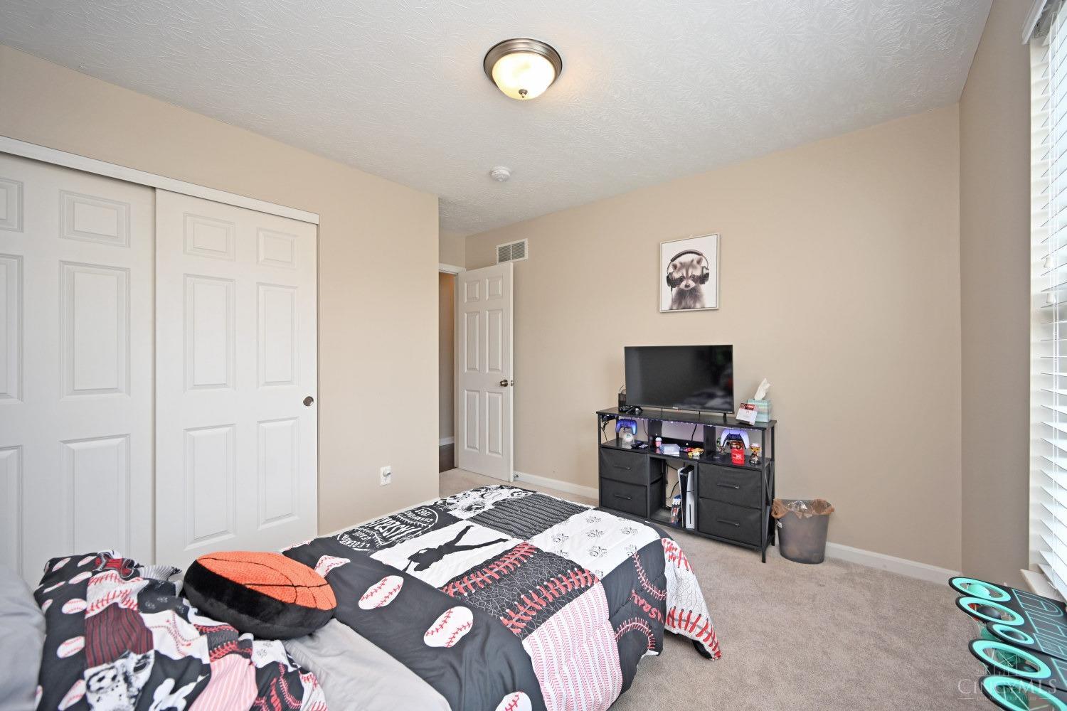 5037 Sullivans Ridge Drive, Morrow, Ohio image 22