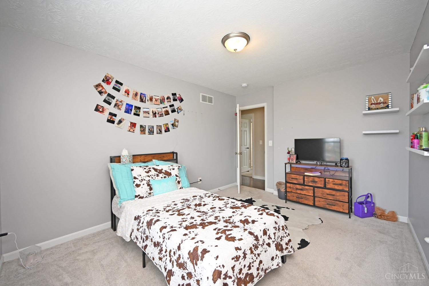 5037 Sullivans Ridge Drive, Morrow, Ohio image 25