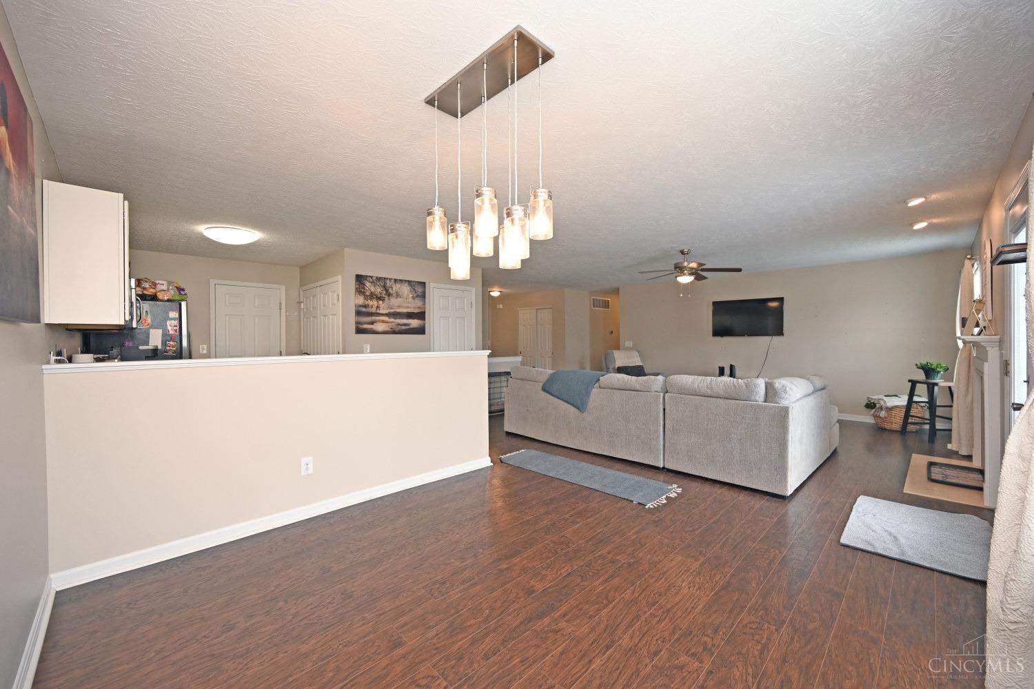 5037 Sullivans Ridge Drive, Morrow, Ohio image 10