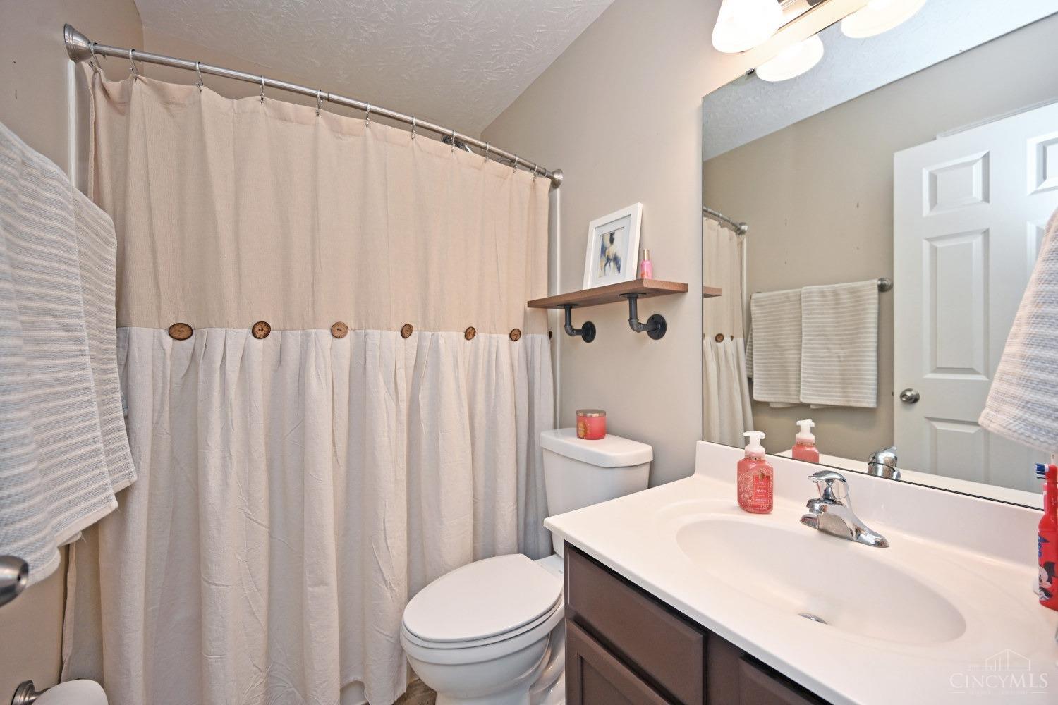 5037 Sullivans Ridge Drive, Morrow, Ohio image 23