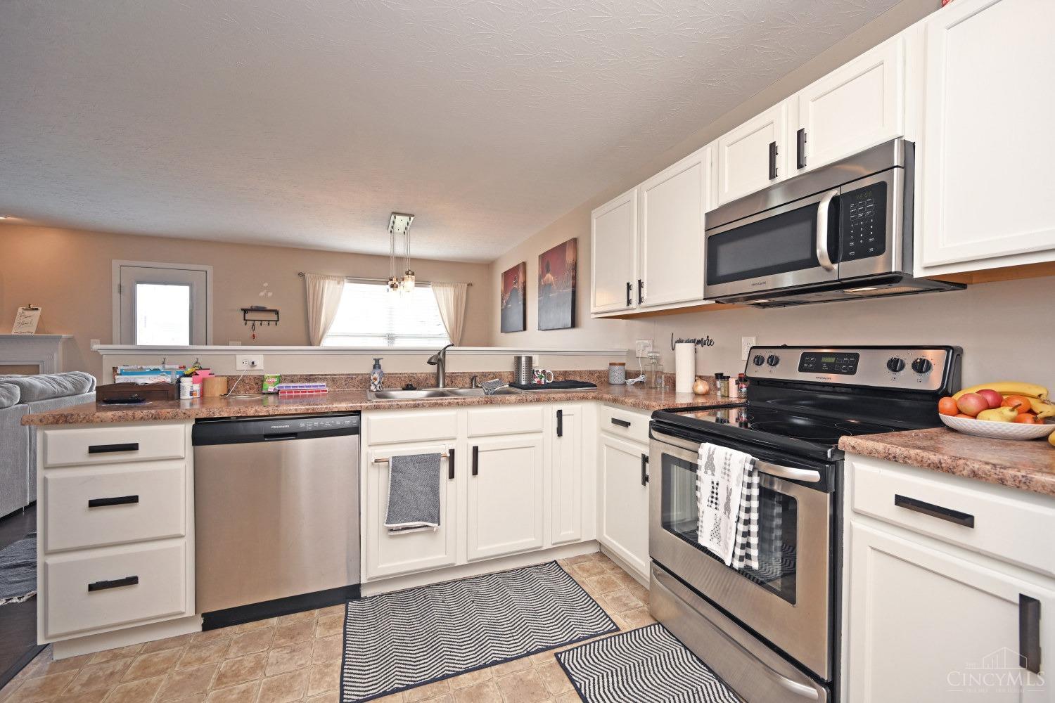 5037 Sullivans Ridge Drive, Morrow, Ohio image 13