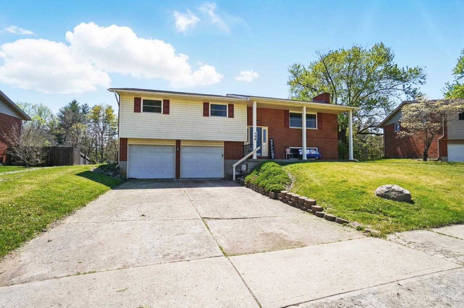 134 Sue Drive, Germantown, Ohio image 2