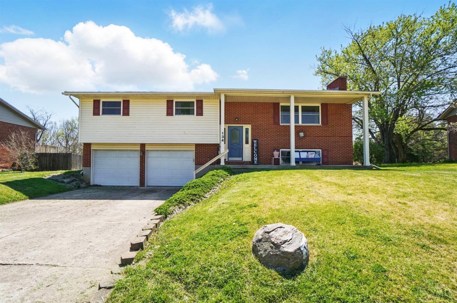 134 Sue Drive, Germantown, Ohio image 1