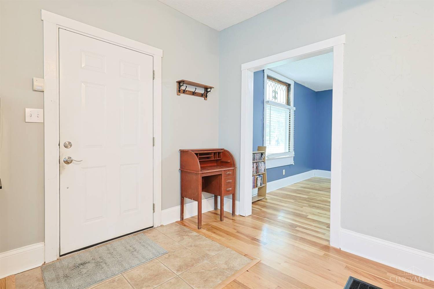 11 Laurel Avenue