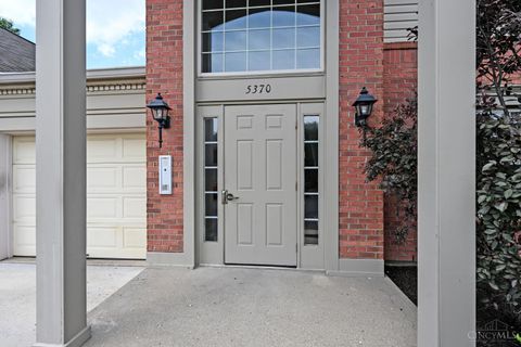 Condo For Sale - 5370 Meadow Walk Ln #1B<br/> Cincinnati, OH 45247