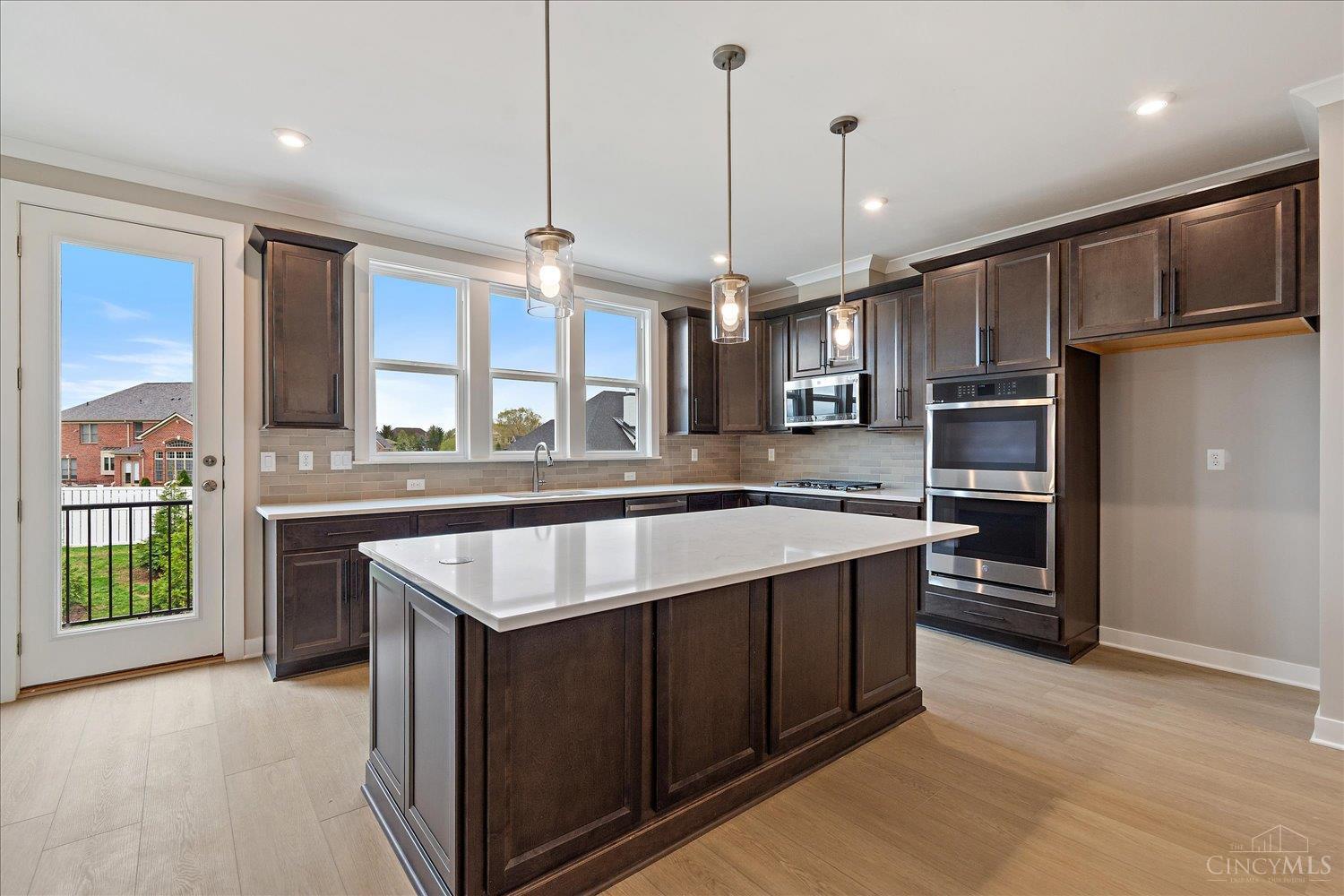 7440 Wetherington Lane 62702