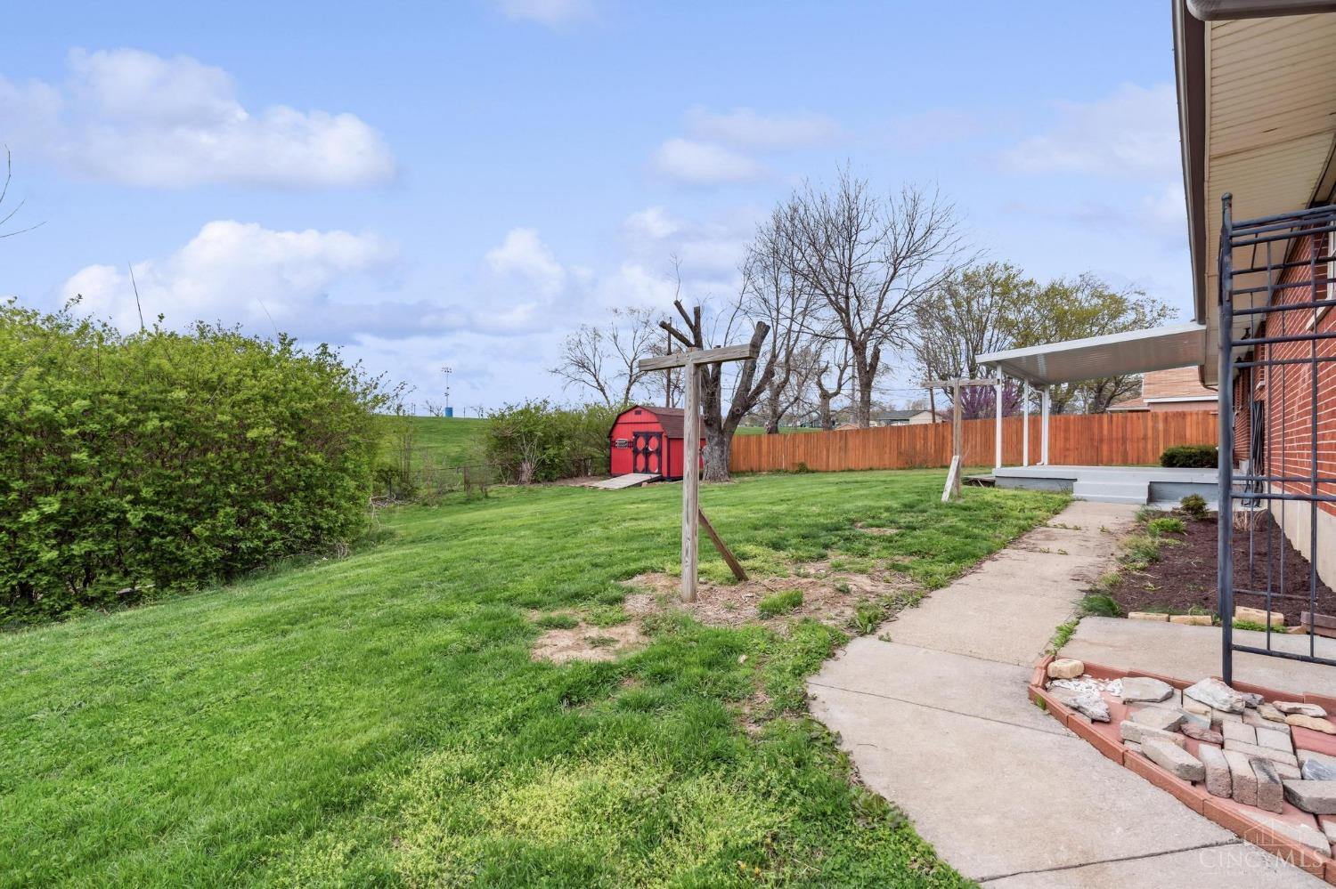 606 Valley View Drive, Middletown, Ohio image 32