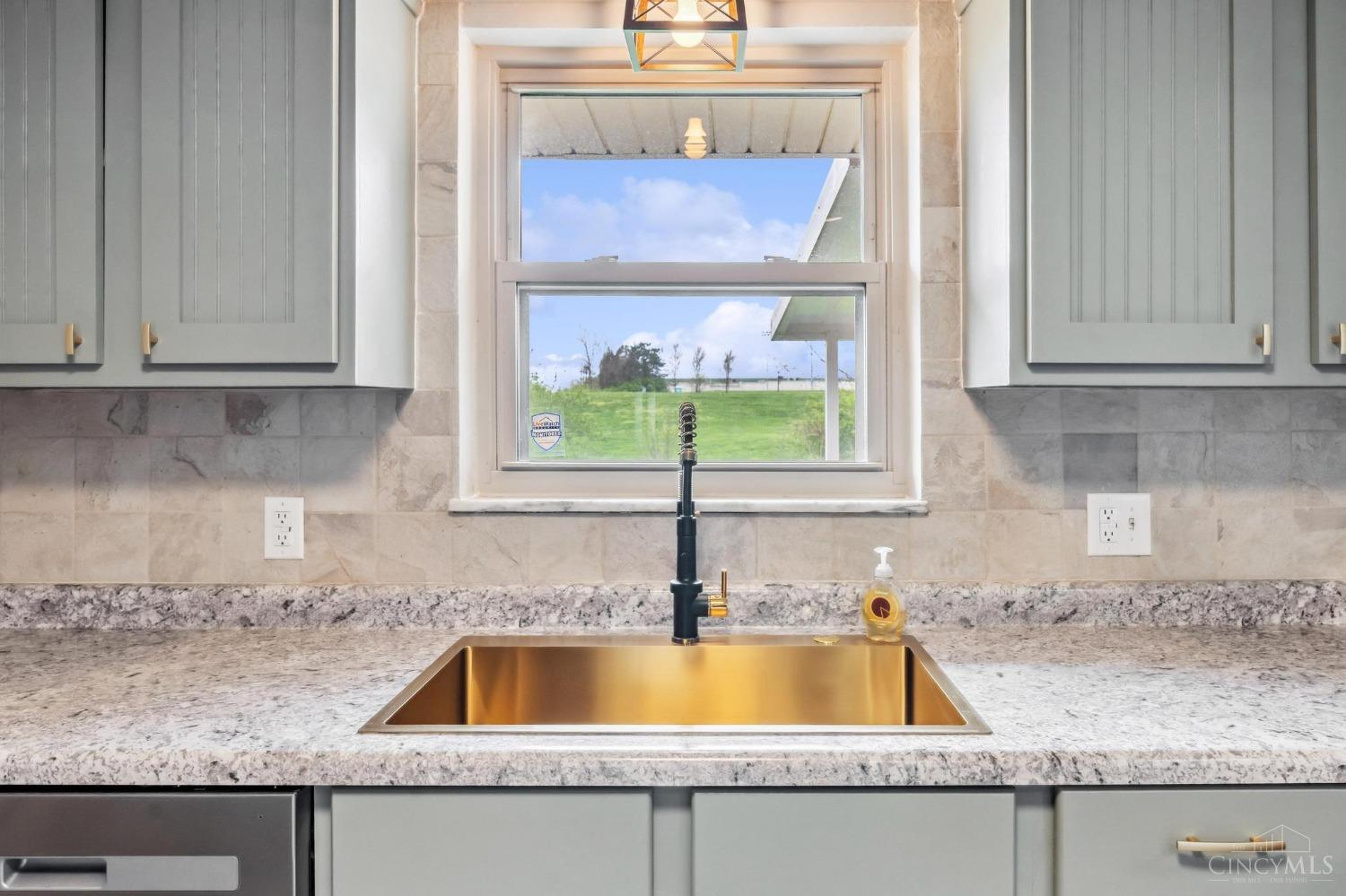 606 Valley View Drive, Middletown, Ohio image 12