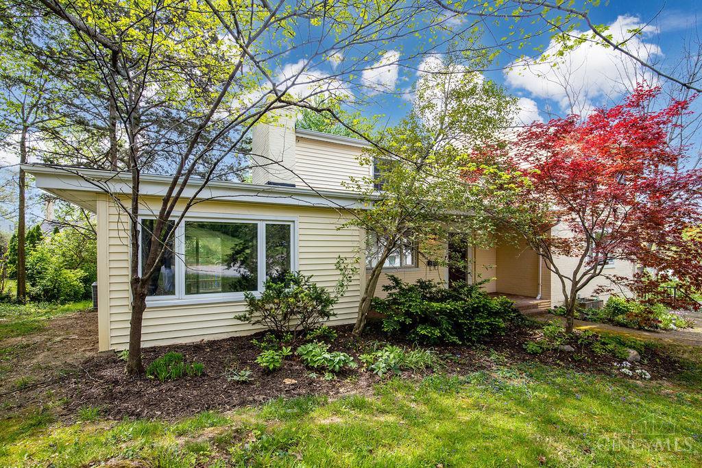 6999 Rowan Hill Drive