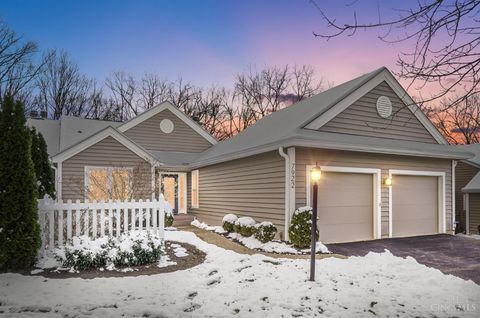 Photo of 7922 Bar Harbor Drive #29, Anderson Township, OH 45255 (MLS # 1863205)