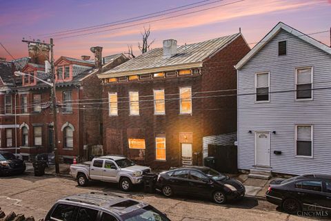 Photo of 639 Delhi Avenue, Cincinnati, OH 45204 (MLS # 1869093)