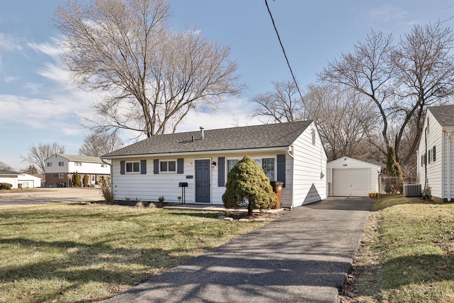 615 Richardson Drive, Middletown, Ohio image 2