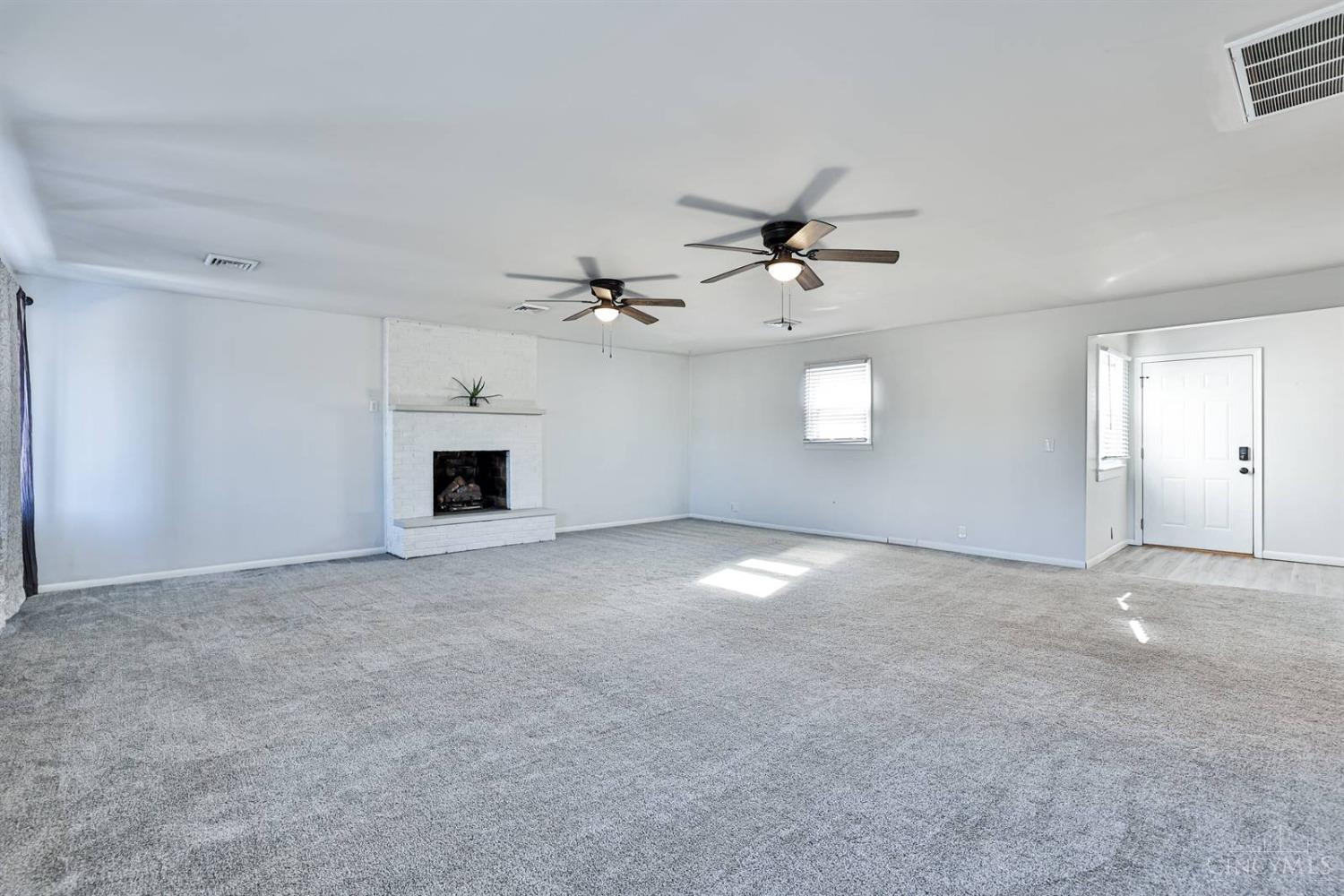 615 Richardson Drive, Middletown, Ohio image 9