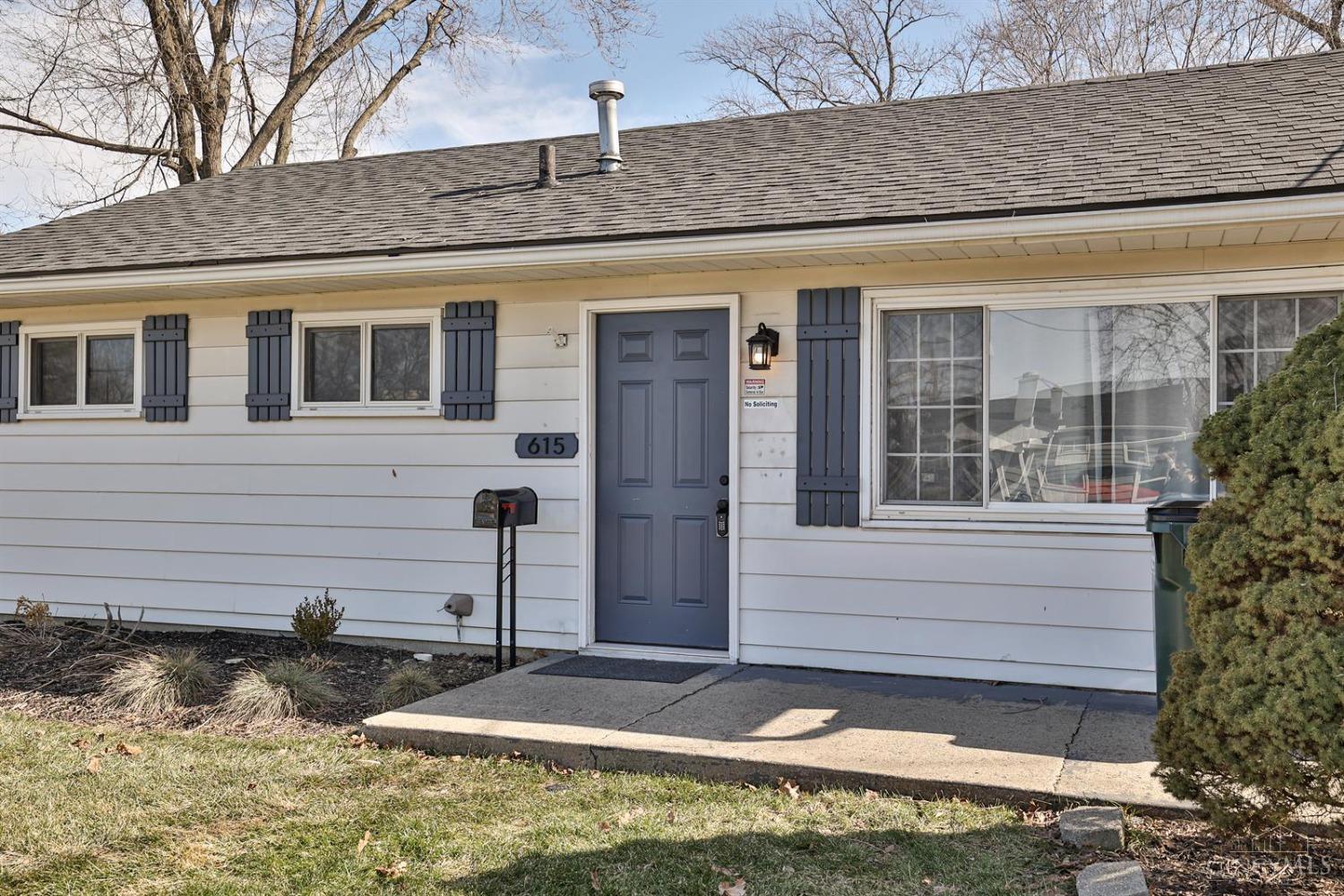 615 Richardson Drive, Middletown, Ohio image 3