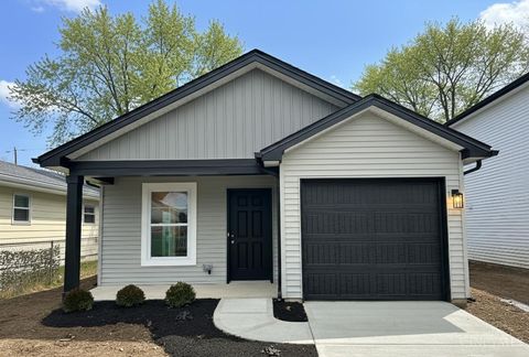 Photo of 1507 Meadow Avenue, Middletown, OH 45044 (MLS # 1863900)