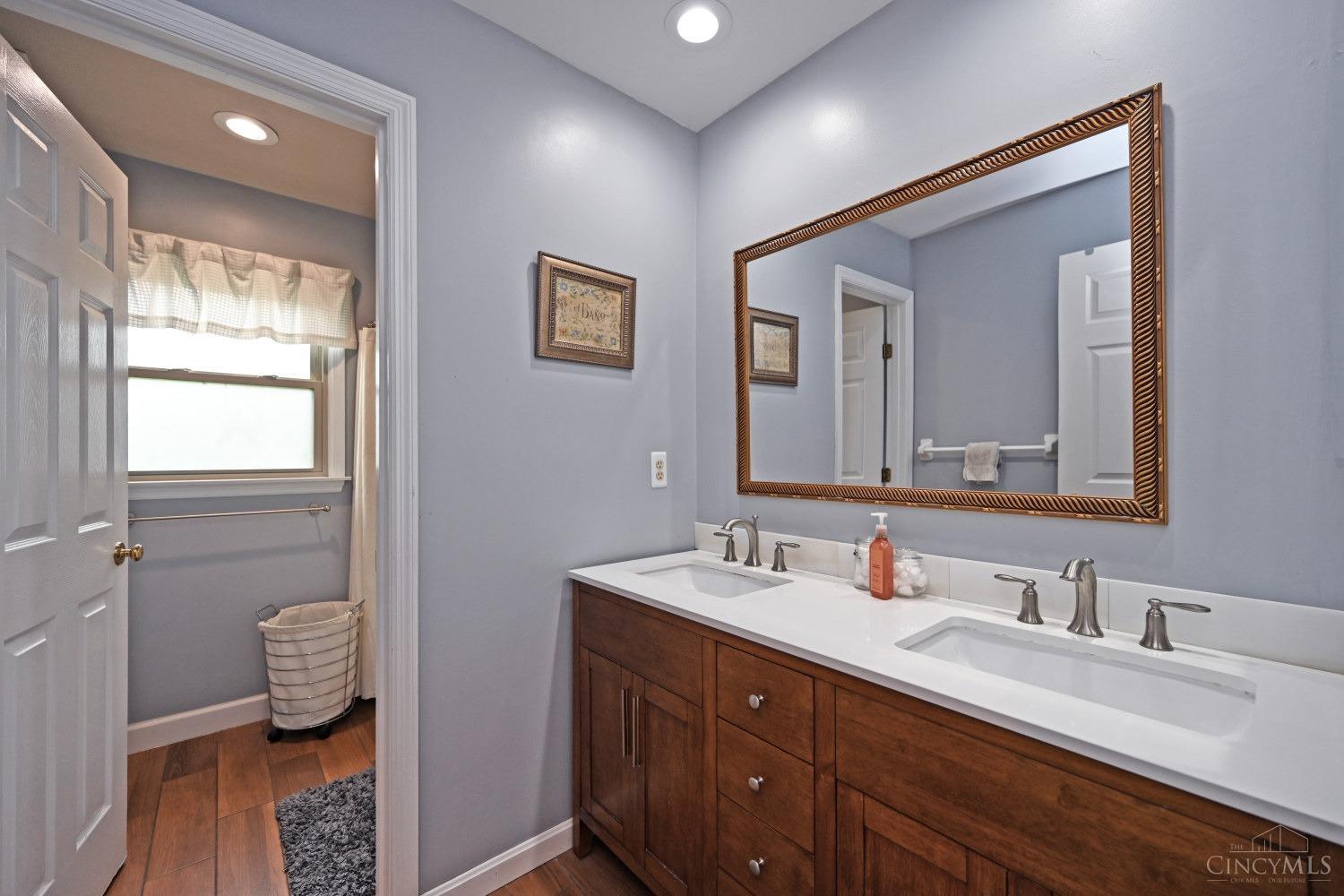 2204 Rose Meadow Lane, Anderson Twp, Ohio image 33