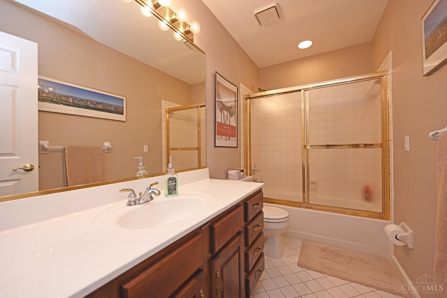 6826 Treeridge Drive, Anderson Twp, Ohio image 42
