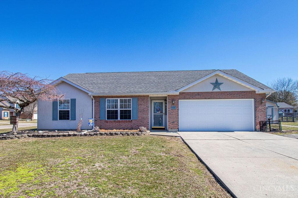 105 Meeker Lane, Monroe, Ohio image 2