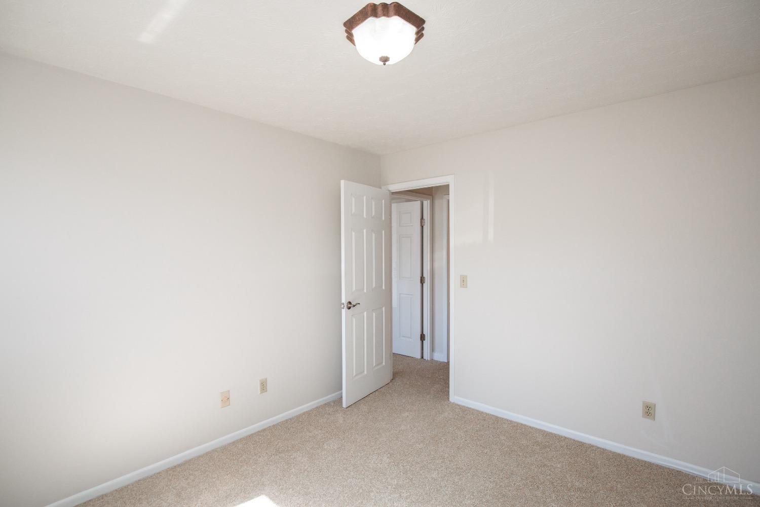 7224 Creekview Drive #V1, Colerain Twp, Ohio image 22