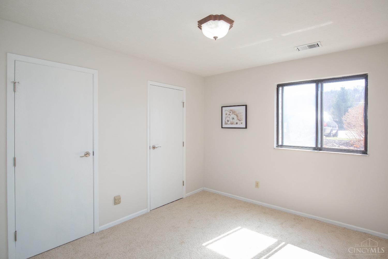 7224 Creekview Drive #V1, Colerain Twp, Ohio image 19