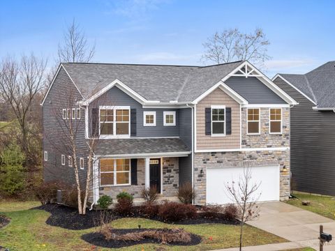 Photo of 2143 Pine Valley Drive, Hamilton, OH 45013 (MLS # 1863969)