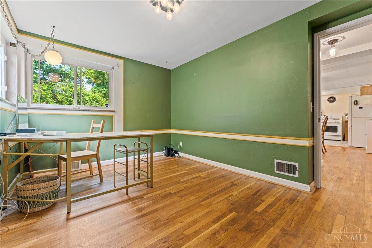 6111 Faircrest Court, Cincinnati, Ohio image 17