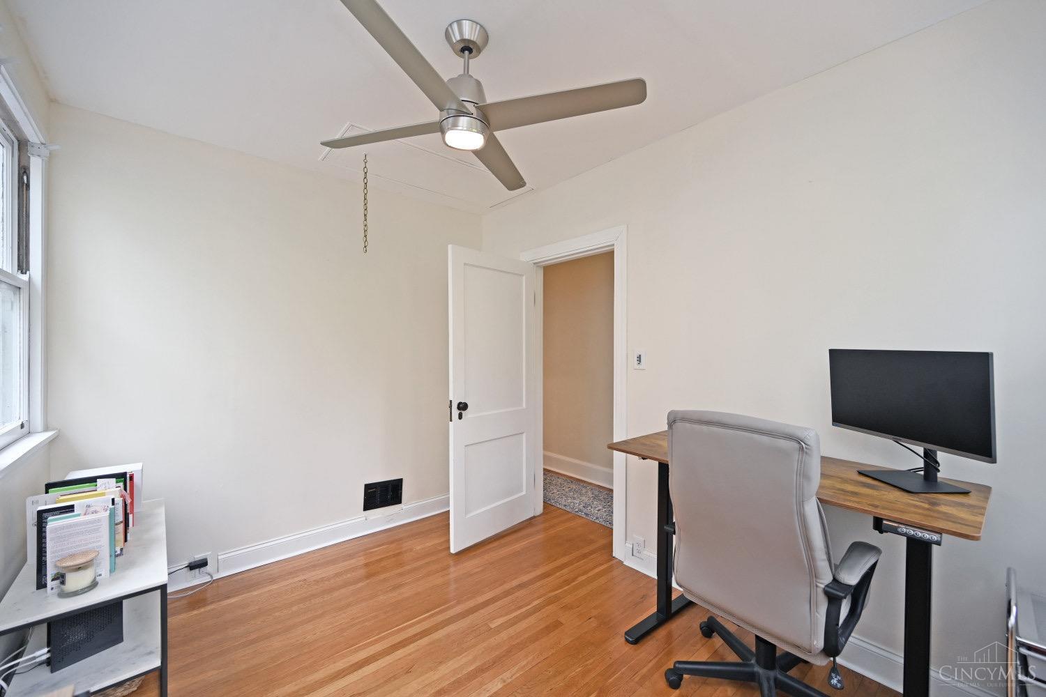 3583 Linwood Avenue, Cincinnati, Ohio image 23