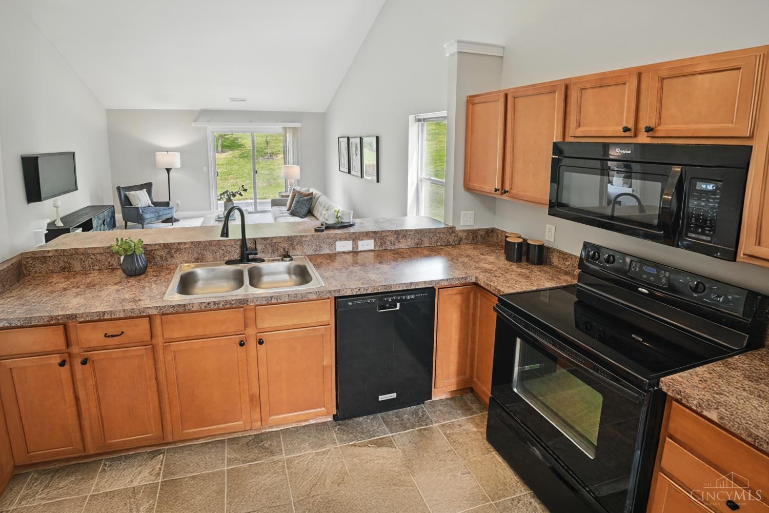 6990 Aspen Point Court, Cincinnati, Ohio image 8