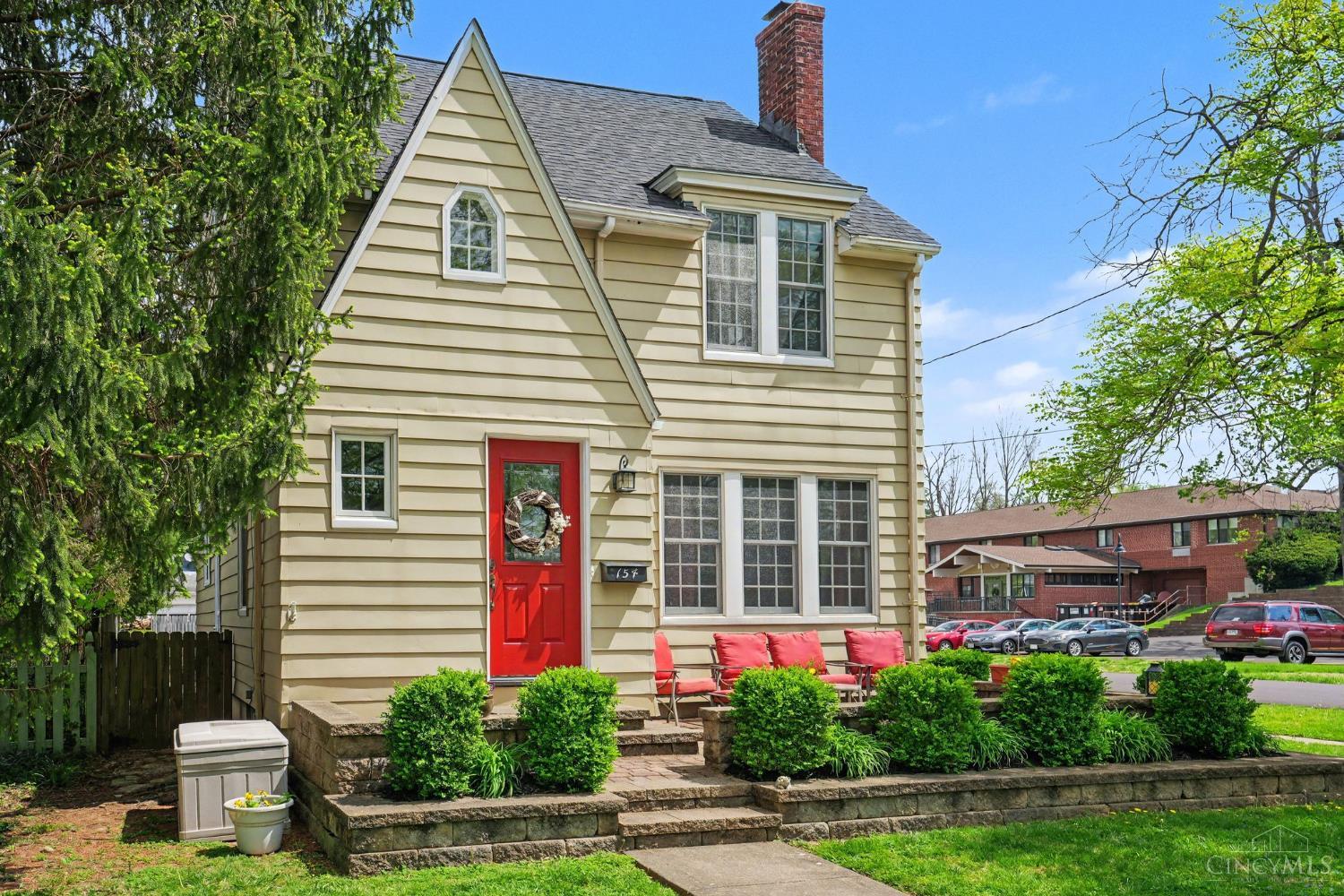 154 Mound Avenue