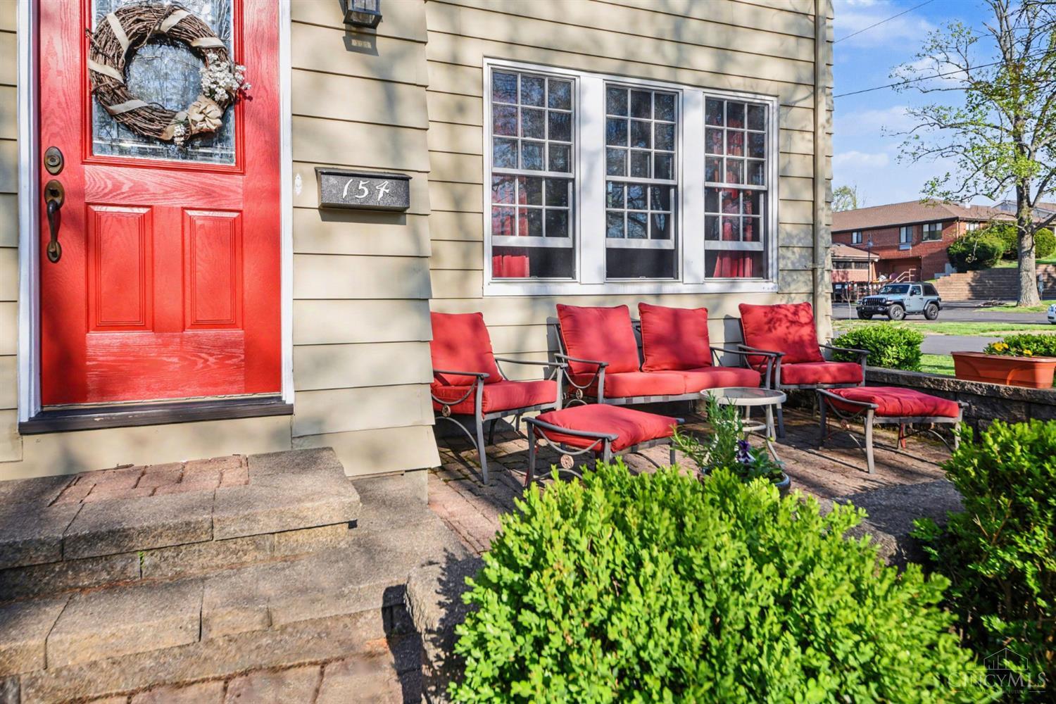154 Mound Avenue