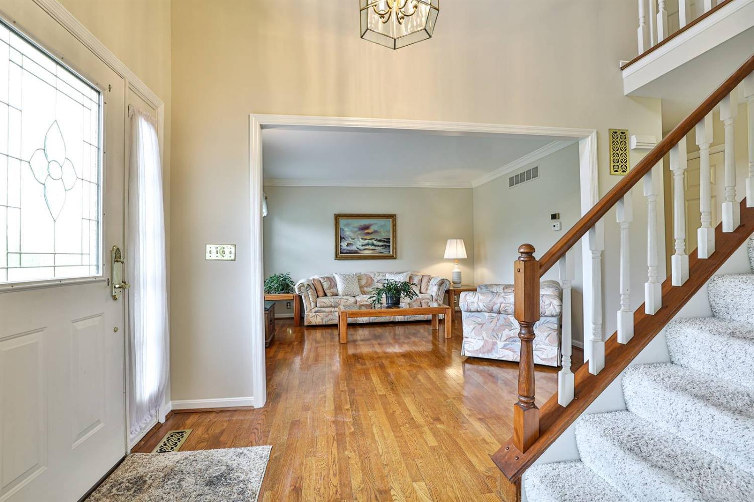 5896 Hazeltine Court, West Chester, Ohio image 5