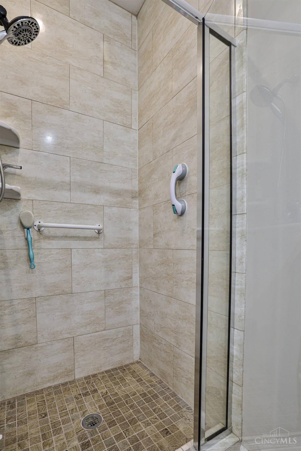 5896 Hazeltine Court, West Chester, Ohio image 45