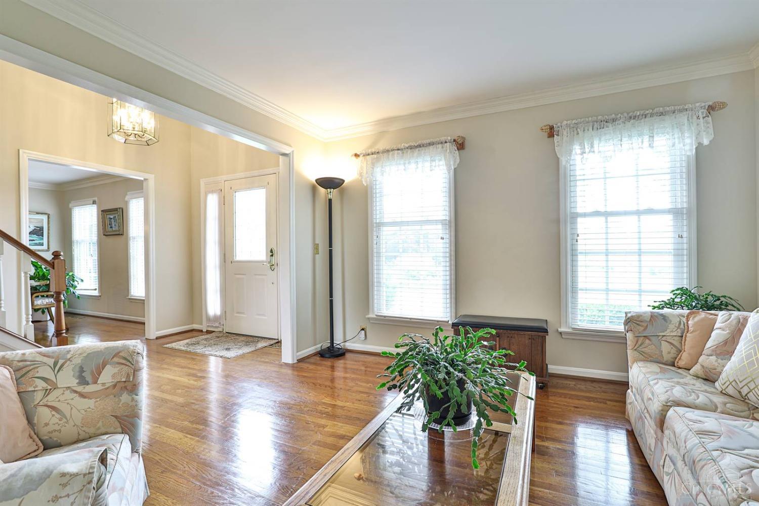 5896 Hazeltine Court, West Chester, Ohio image 9