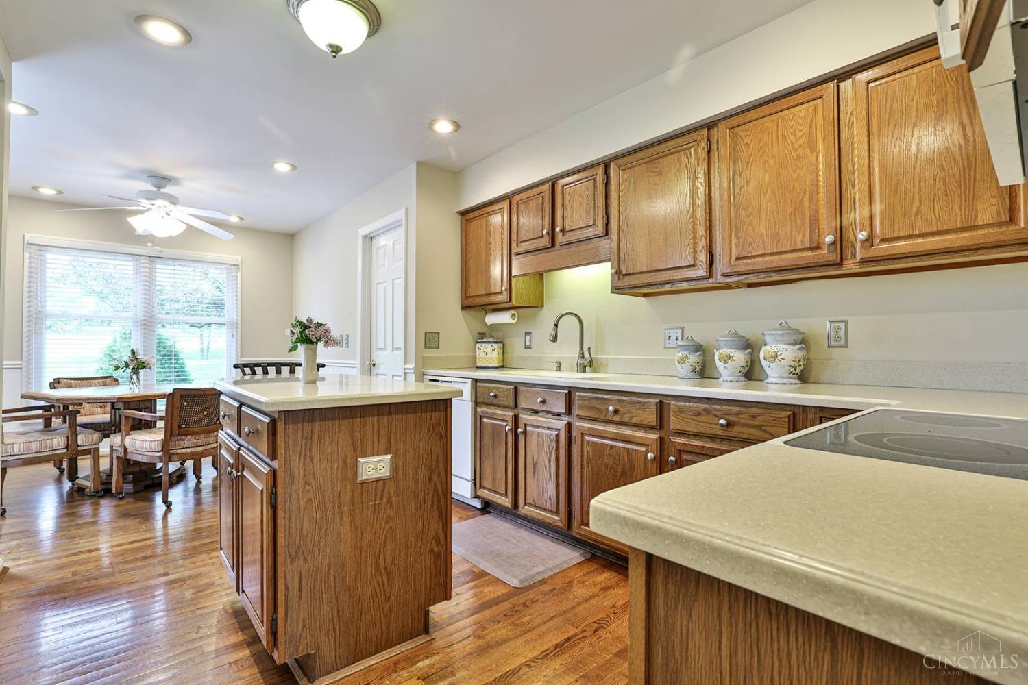5896 Hazeltine Court, West Chester, Ohio image 20