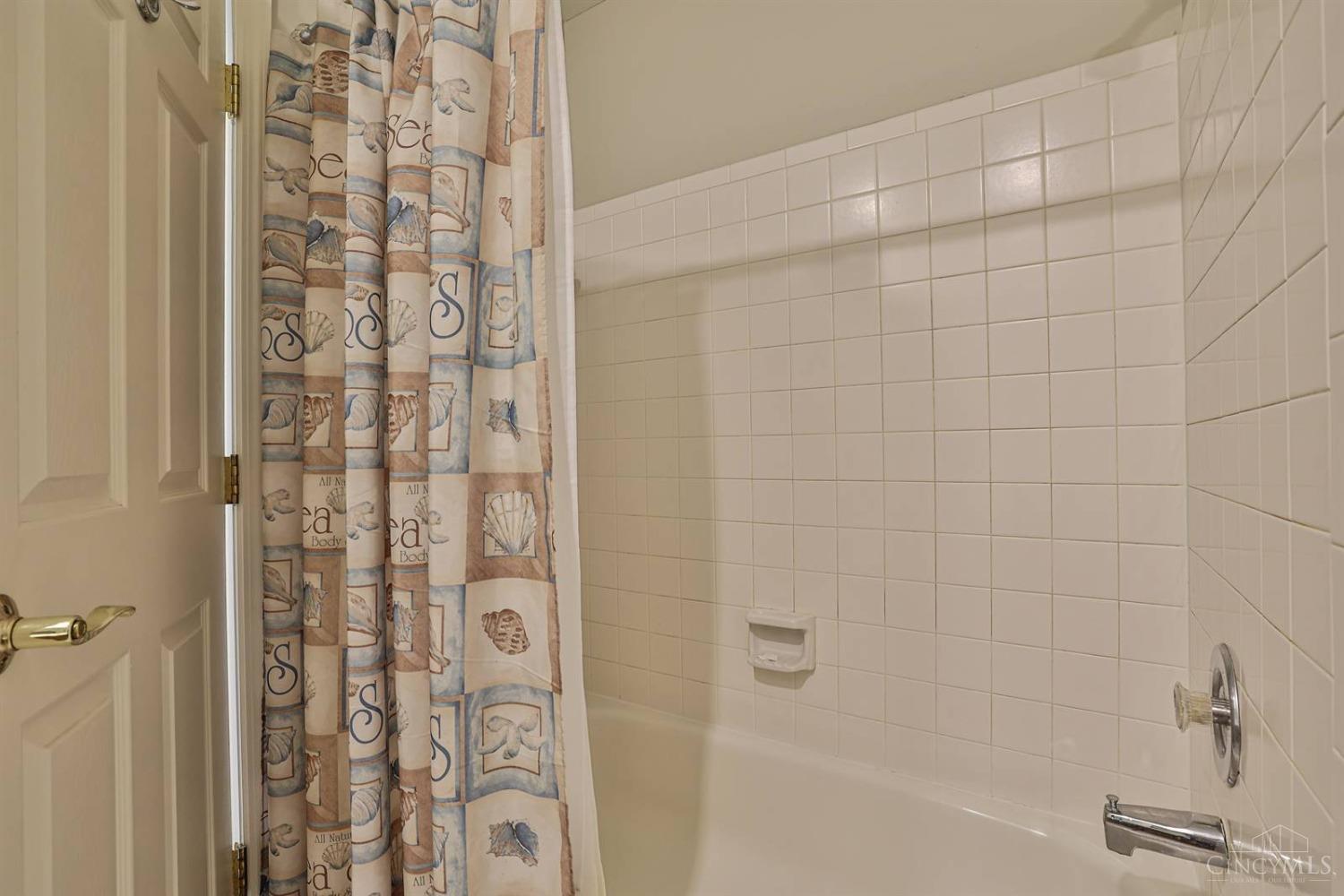 5896 Hazeltine Court, West Chester, Ohio image 46