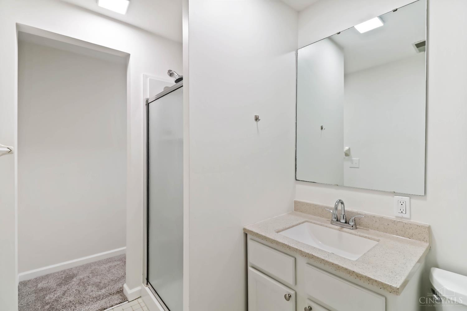 9146 Fidelis Drive, Blue Ash, Ohio image 33