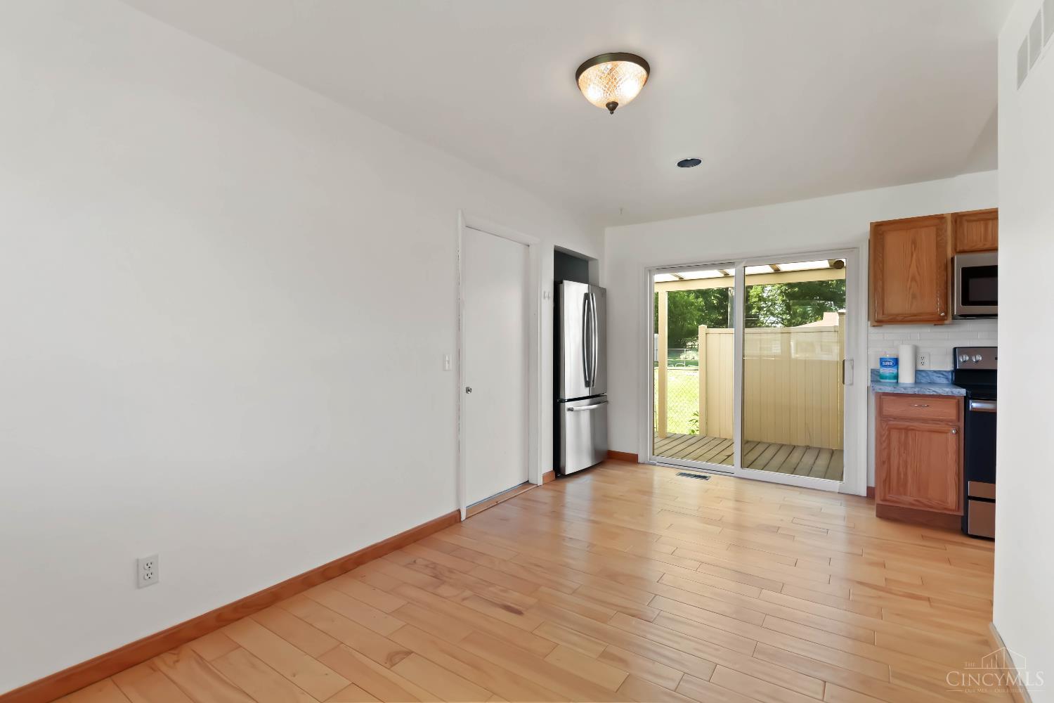 9146 Fidelis Drive, Blue Ash, Ohio image 15