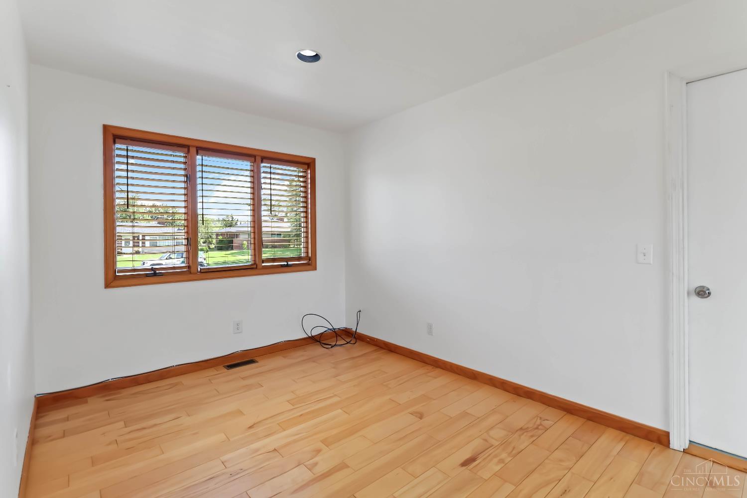 9146 Fidelis Drive, Blue Ash, Ohio image 17