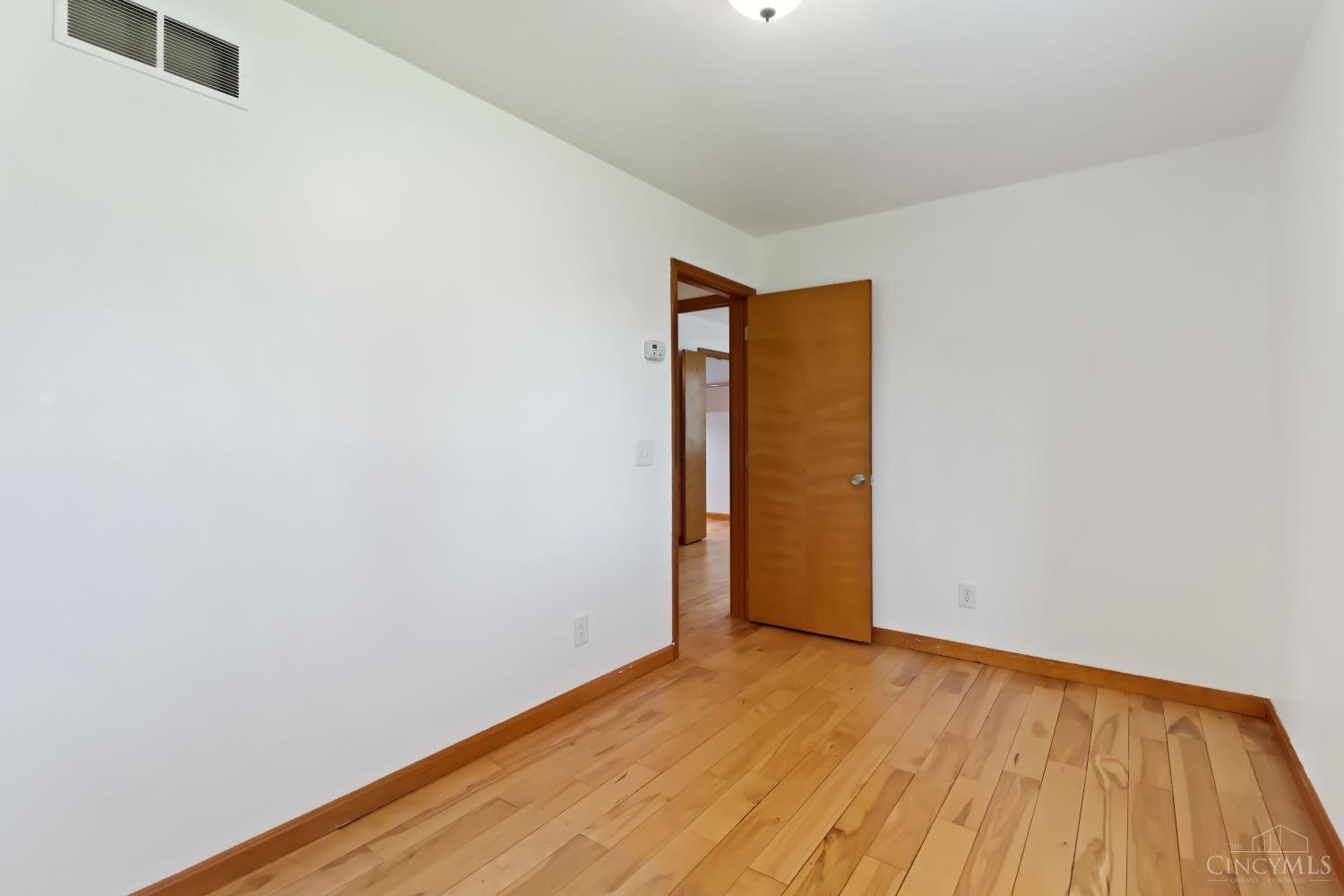 9146 Fidelis Drive, Blue Ash, Ohio image 20