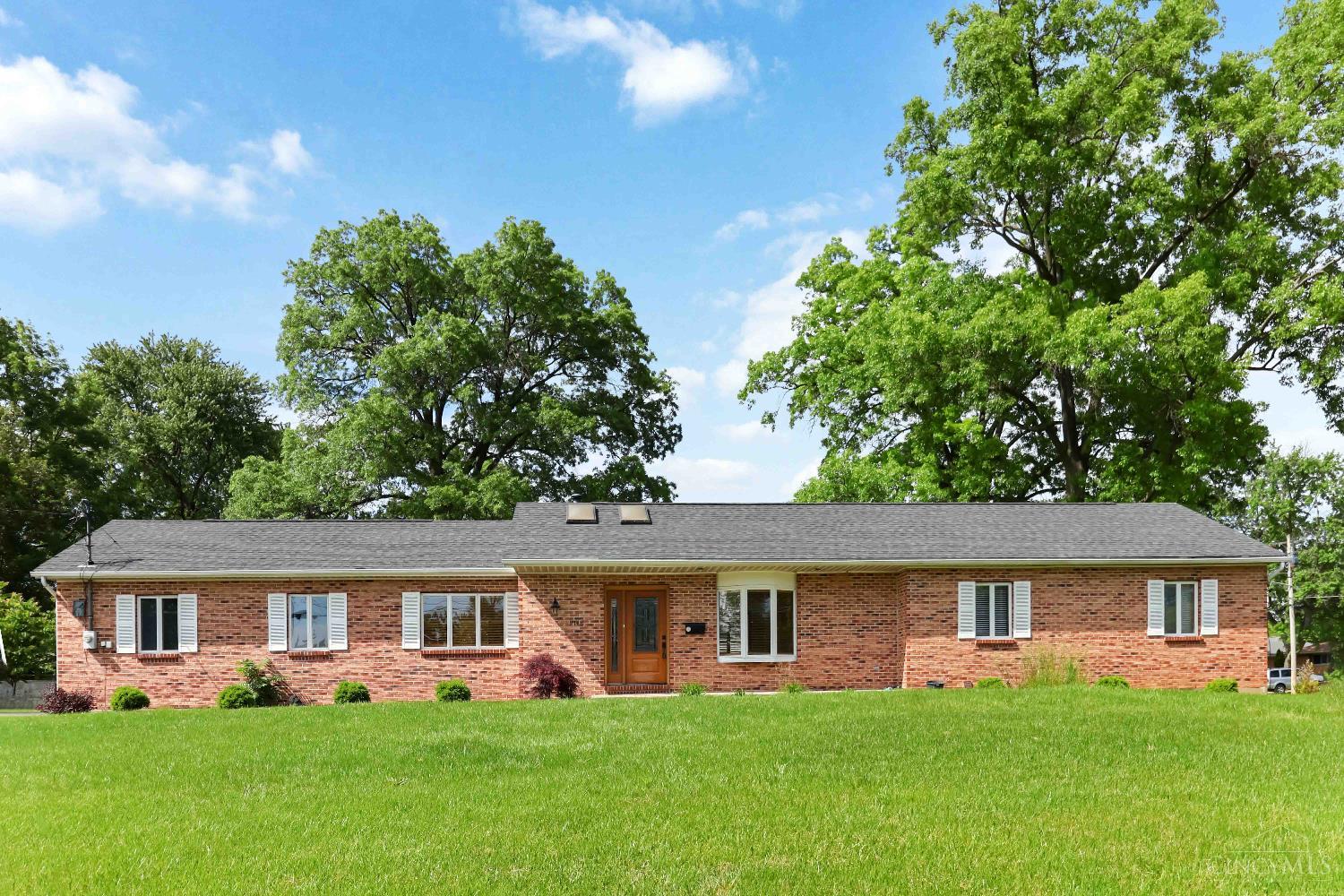 9146 Fidelis Drive, Blue Ash, Ohio image 4