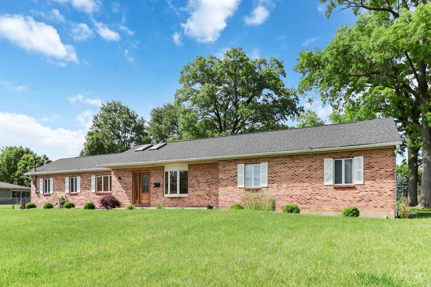 9146 Fidelis Drive, Blue Ash, Ohio image 2