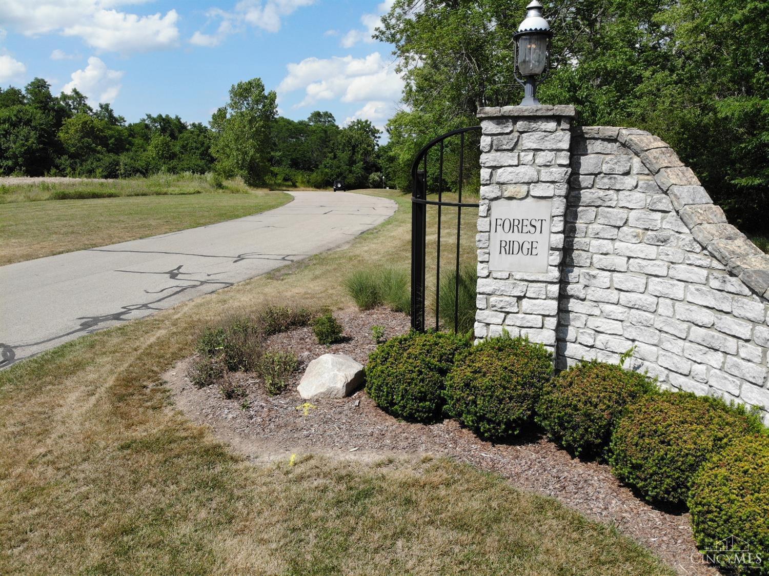 5700 Forest Ridge Drive, Oxford, Ohio image 1