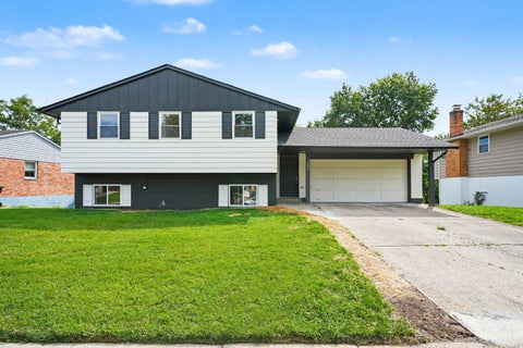 Photo of 1687 Valdosta Drive, Sharonville, OH 45246 (MLS # 1893983)