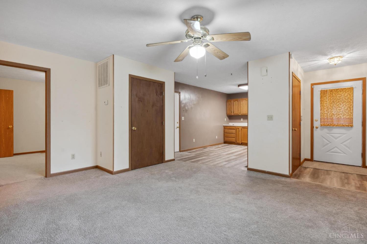 1/2 Springlake Avenue, Hillsboro, Ohio image 6